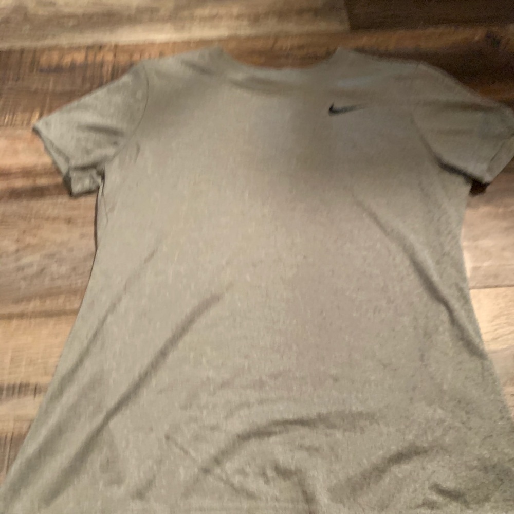 Nike grey tee shirt